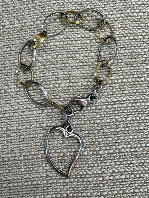 Milor Italy Stainless Stell Two Tone Heart Charm Bracelet 8″ Signed