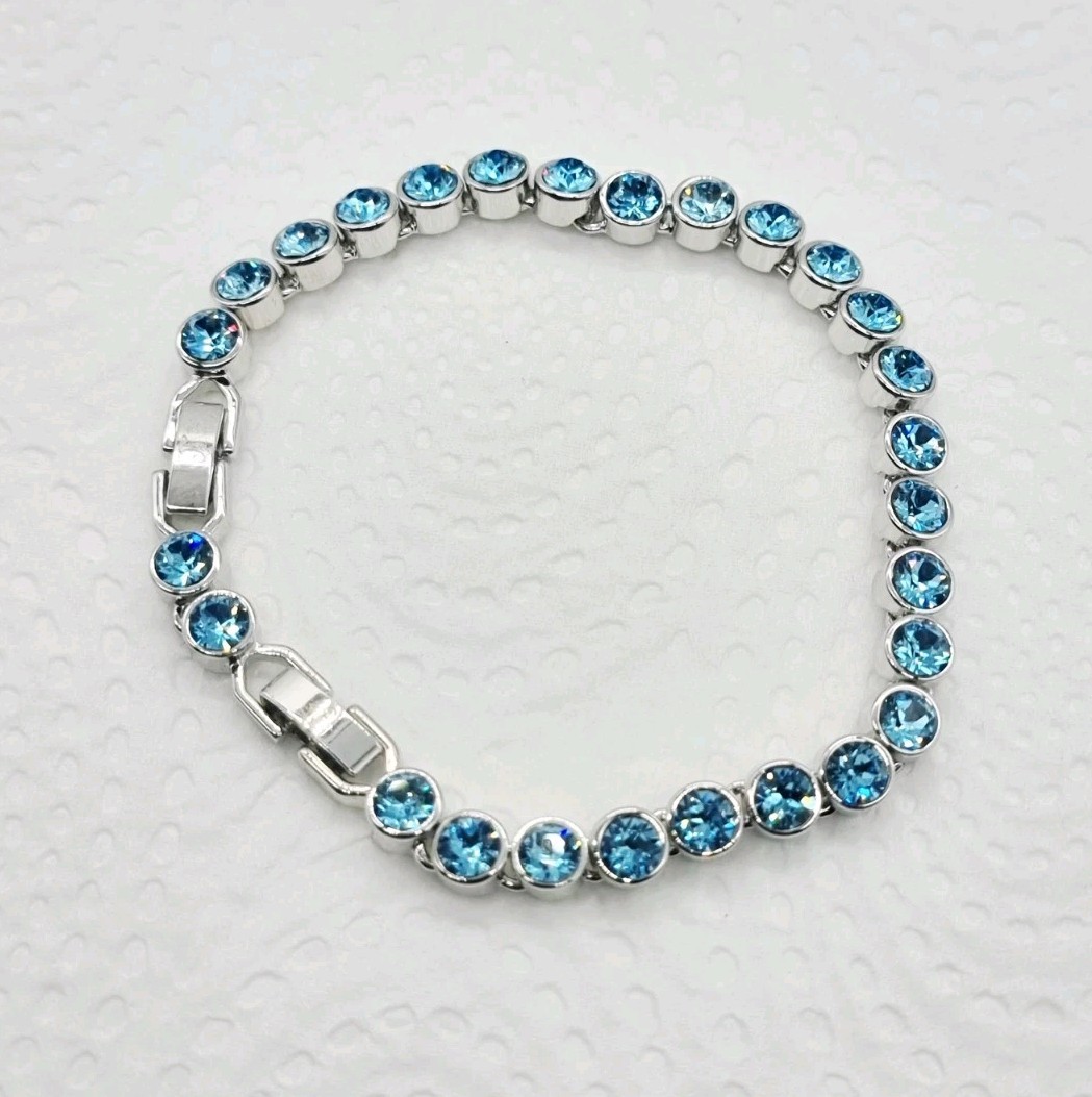 Blue Crystal Tennis Bracelet Lady Colour Silver Tone 7″ 17cm With Gift Box