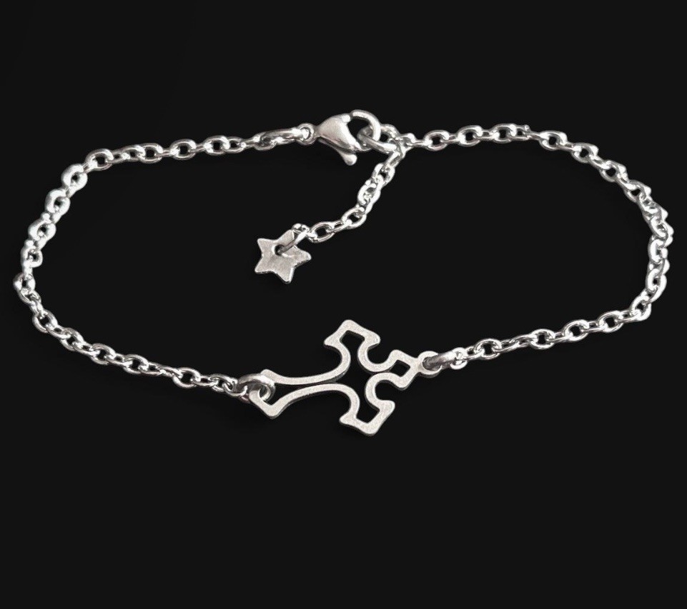 handcrafted stainless steel cross chain bracelet (17cm length)