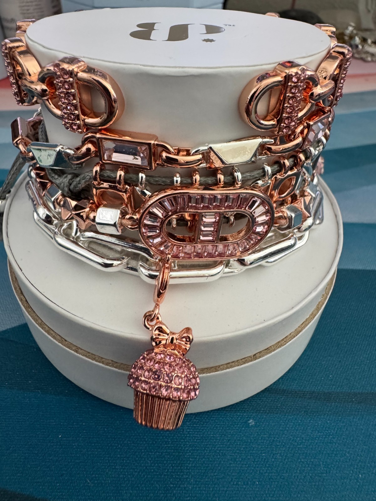 Bomb Party Bella’s Luxe (Cupcake) Rose Gold & Silver Spring Stacks 2026 ST79120