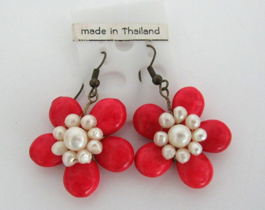 NWT Beaded Jewelry Bracelet & Earrings (made in Thailand)