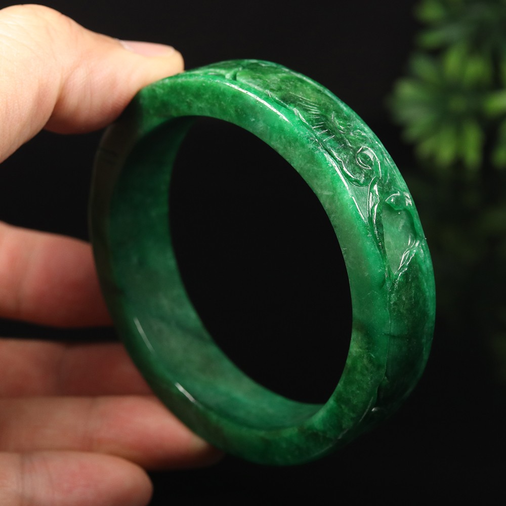 62mm Emerald Green Jadeite Jade Bangle Bracelet Hand-carved Ruyi Rabbit A-14943
