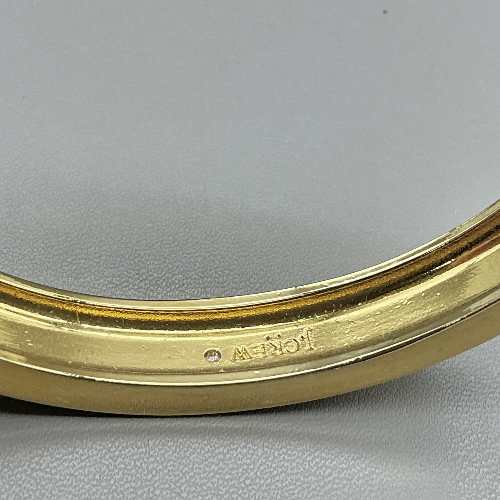 J.Crew Bracelet Gold Tone Hinged Bangle Womens 6.5″ Push Lock Modern Style