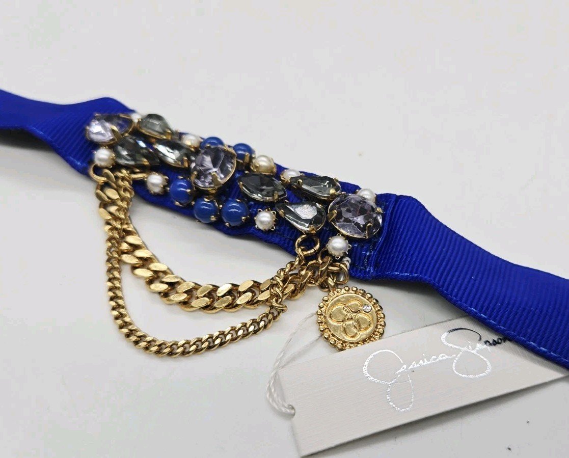 Jessica Simpson Charm Bracelet Blue Gold tone Chain Crystal Accent 8.5 in
