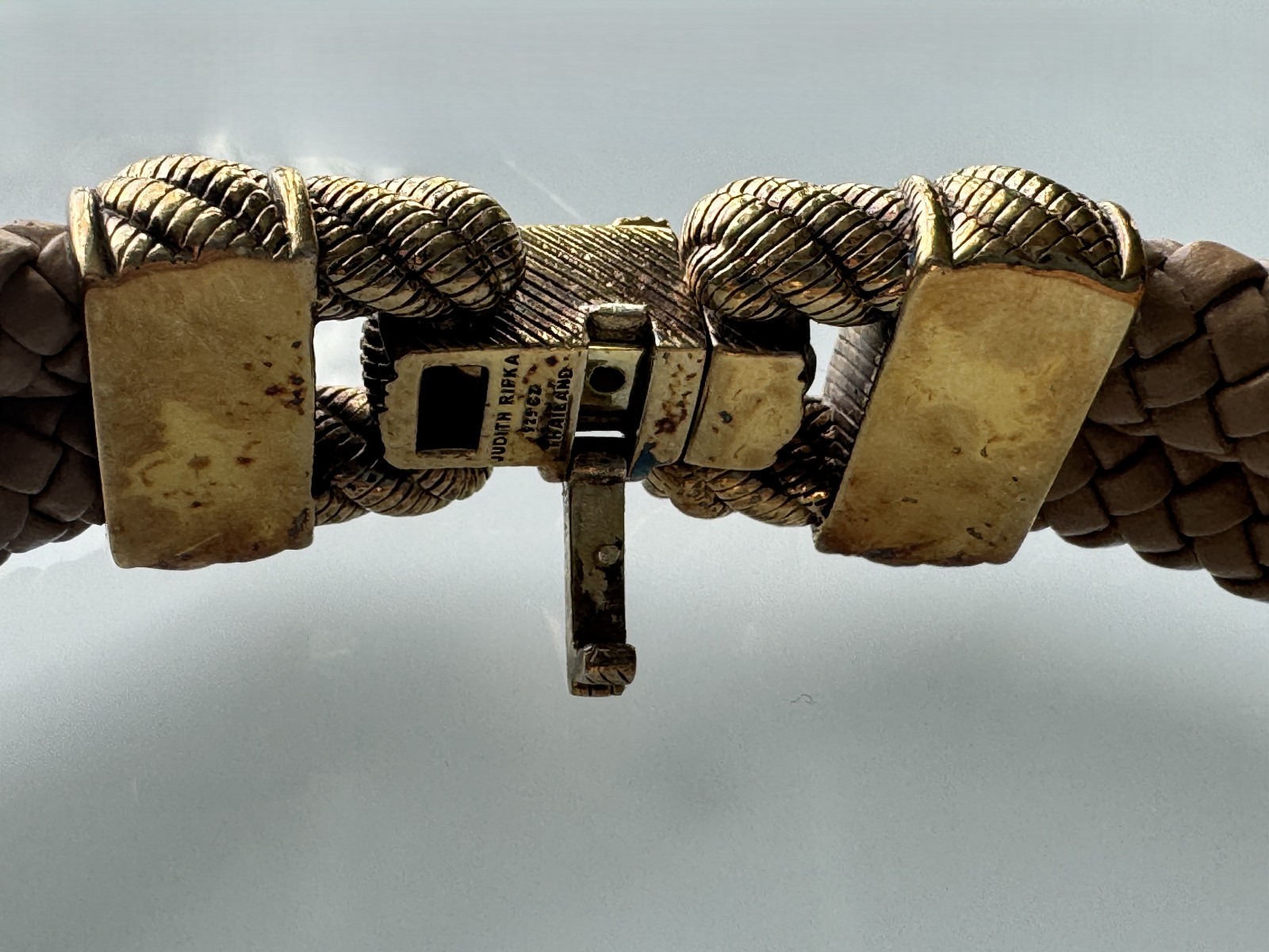 Judith Ripka 925 Sterling Silver & Tan Leather Push-Lock Latch 7″ Bracelet