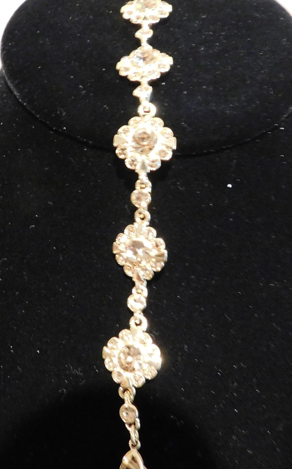 7 inch Golden Rhinestone Flower Bracelet