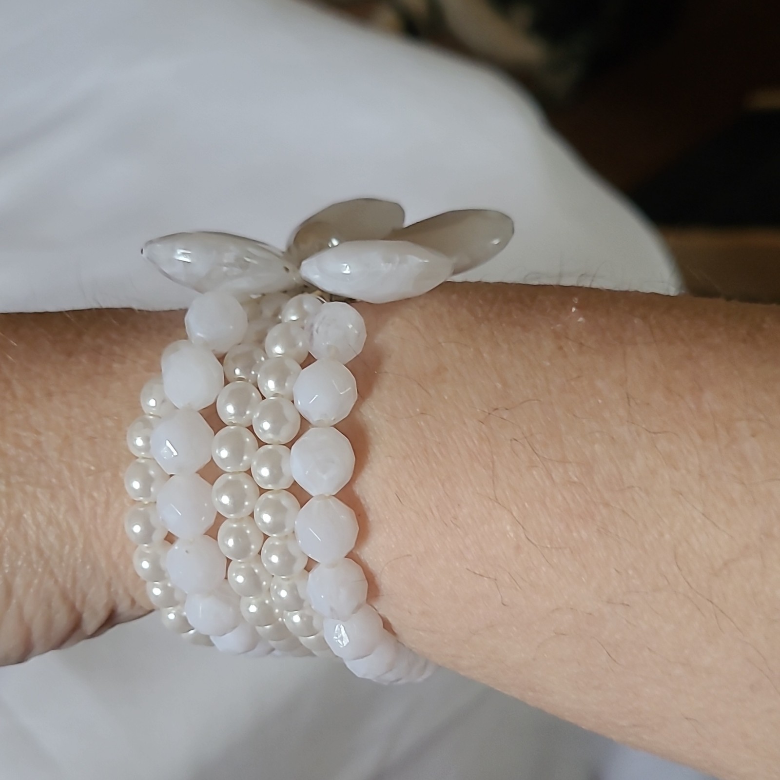 White Beaded Wrap Stretch Bracelet, Imitation Pearl Strands, Flower Accent