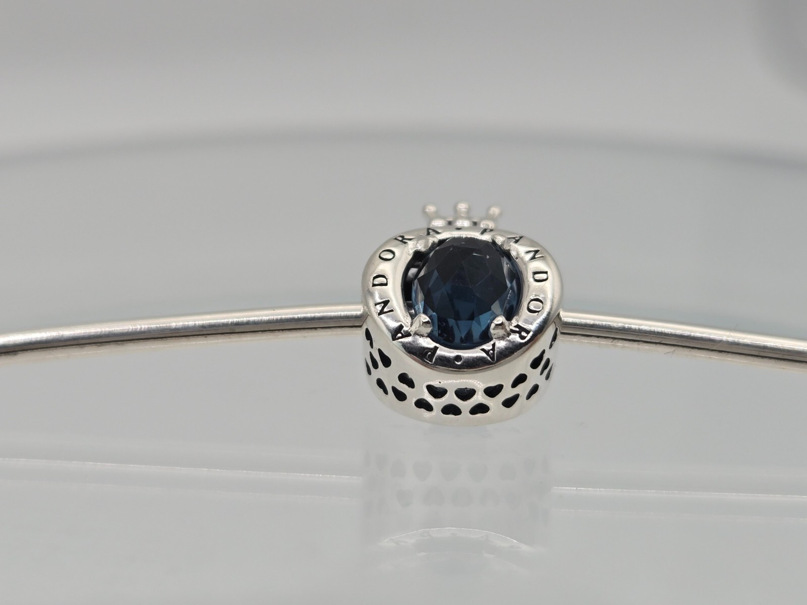 Authentic Pandora Silver Sparkling Crown “O” Blue Moments Silver Charm
