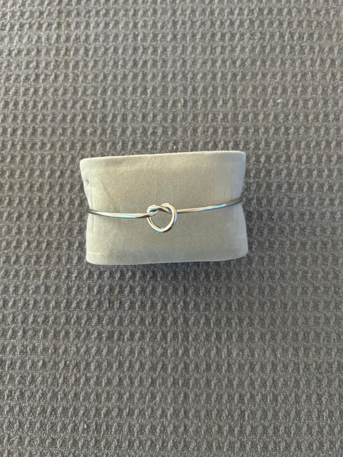 Women’s Silver Single Knot Cuff Bracelet Stainless Steel Fashion Jewelry