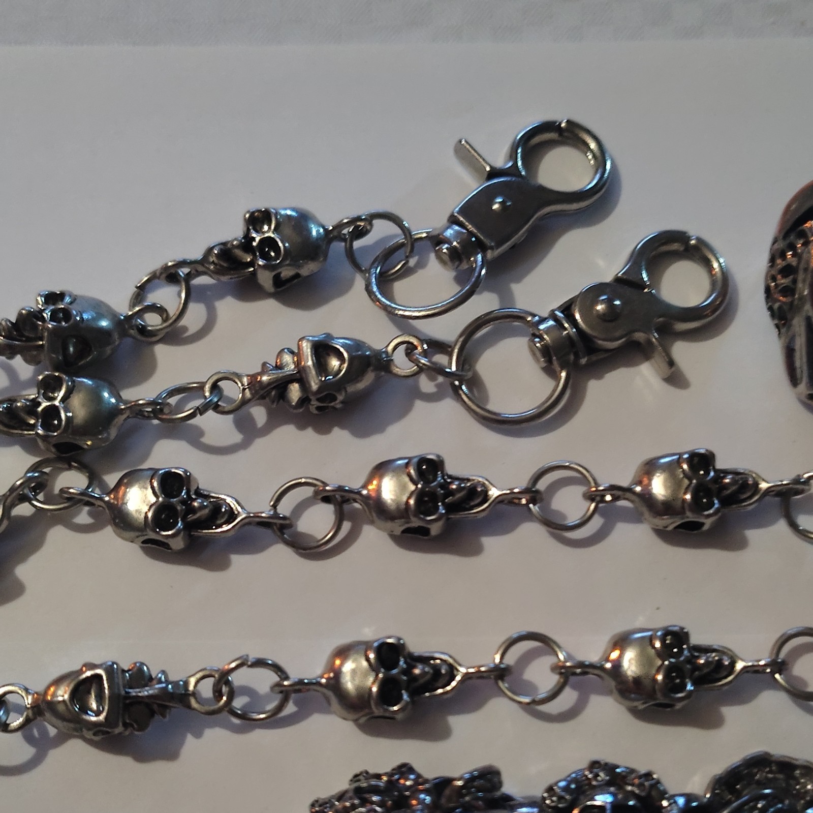 Skull ring Link Curb Chain Bracelets Lot of 2 Silver & Gold Tone Lobster Clasp