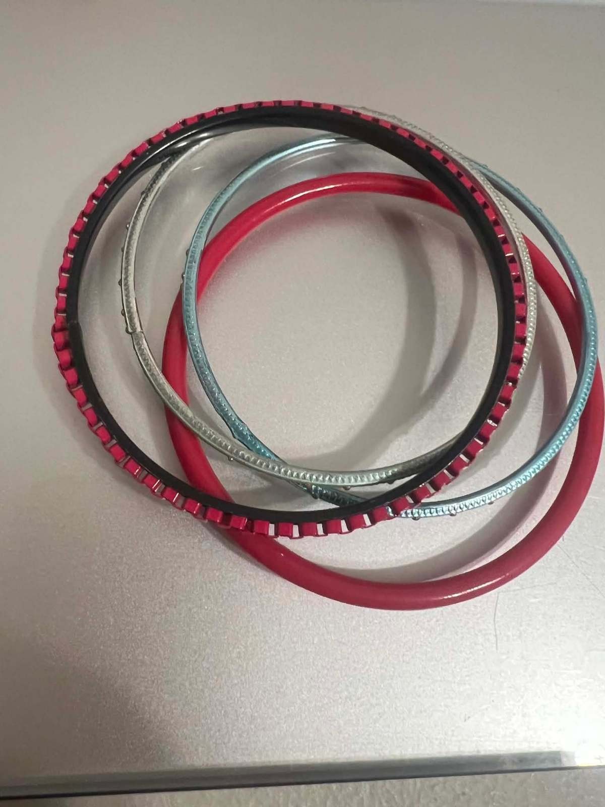 Set of 4 Multi-Color Plastic and Metal Bangle Bracelets