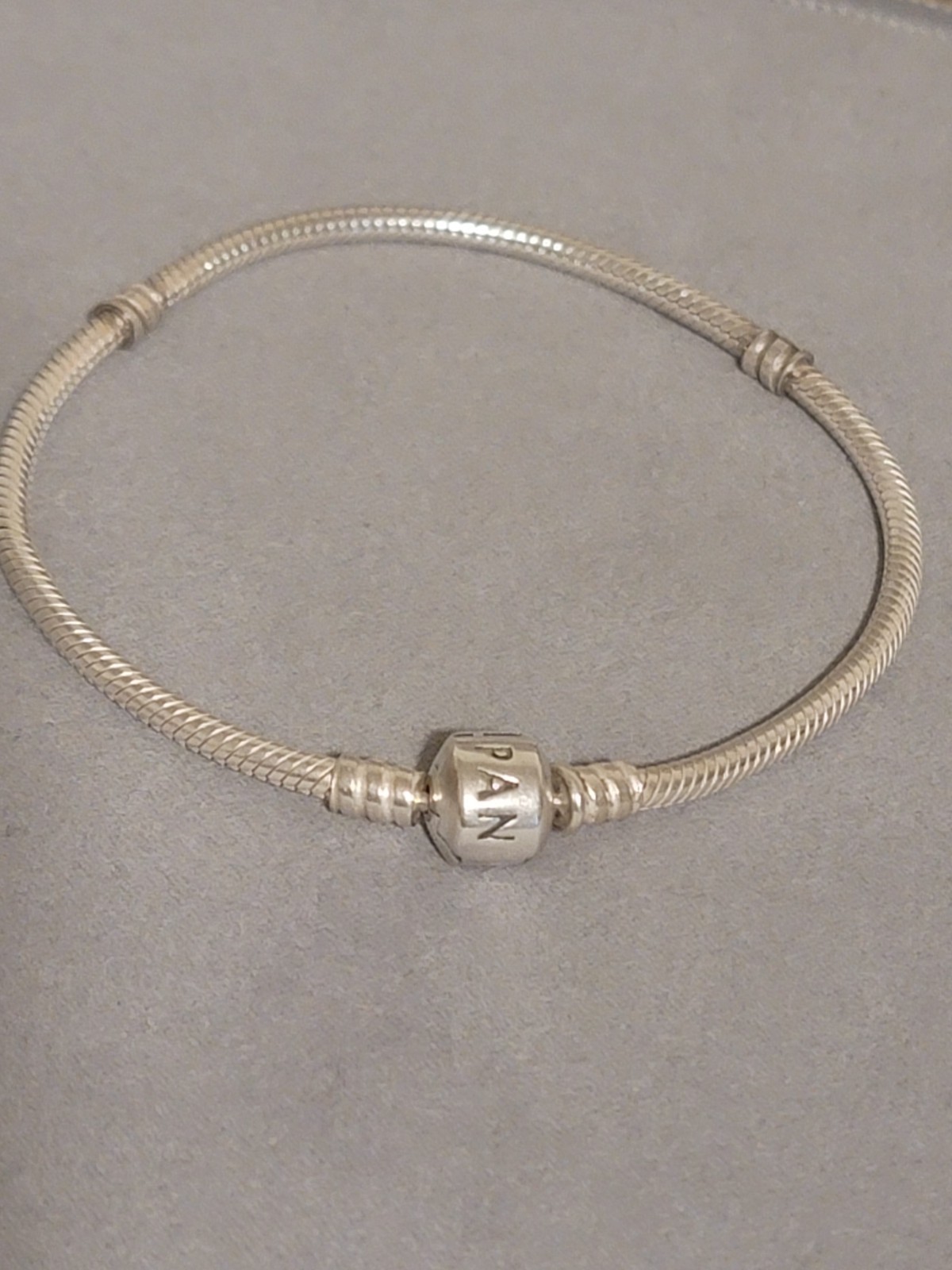 Pandora Moments Barrel Clasp Snake Chain Bracelet 925 Sterling silver 7.75″