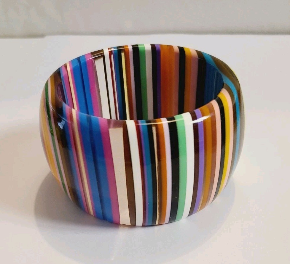 CHUNKY WIDE POP ART MULTICOLORED RAINBOW STRIPED RESIN CUFF BRACELET SIZE 8