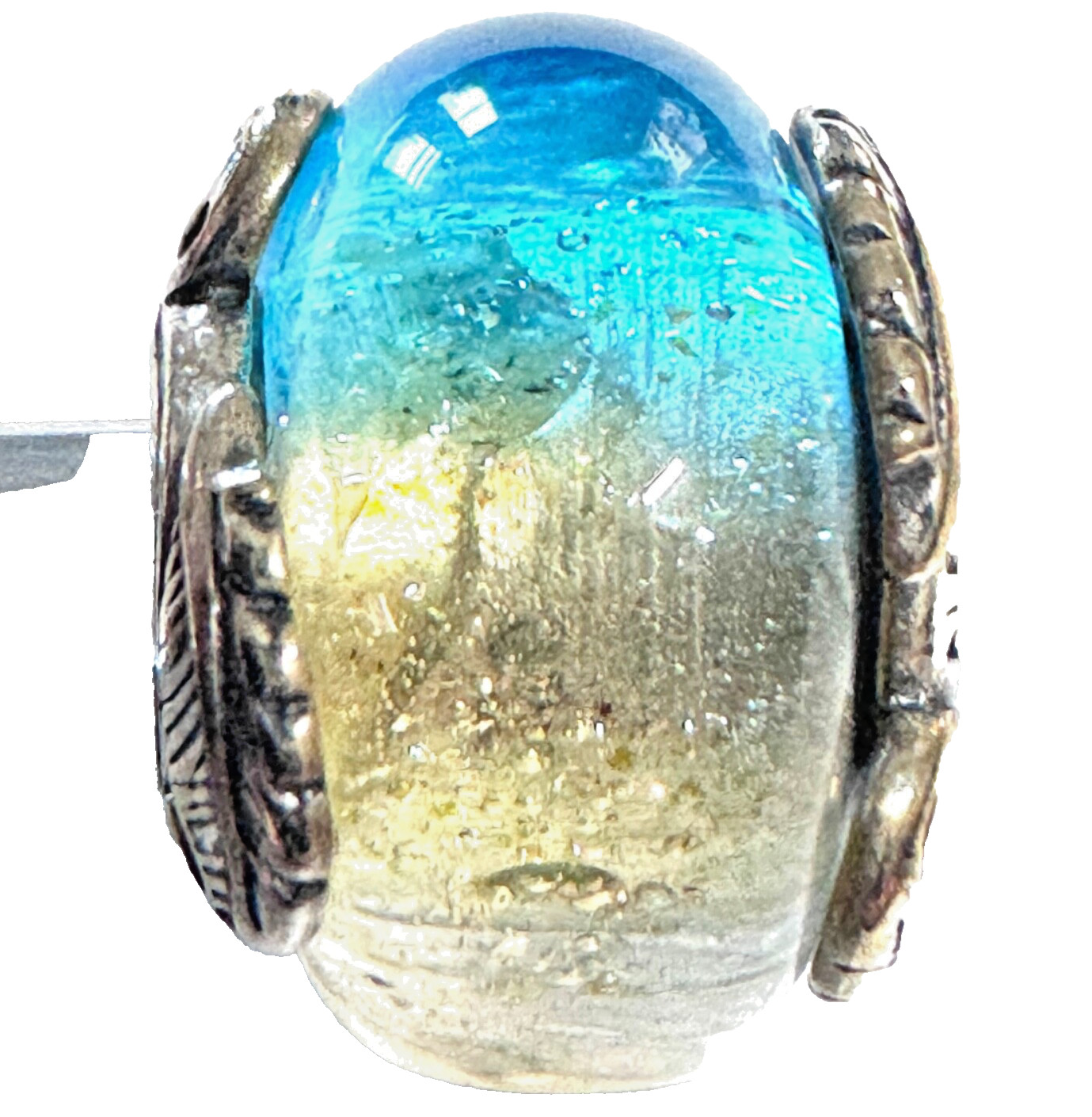 NWT 💕 Pandora Murano Glass and Curved Feather Charm 792577C00