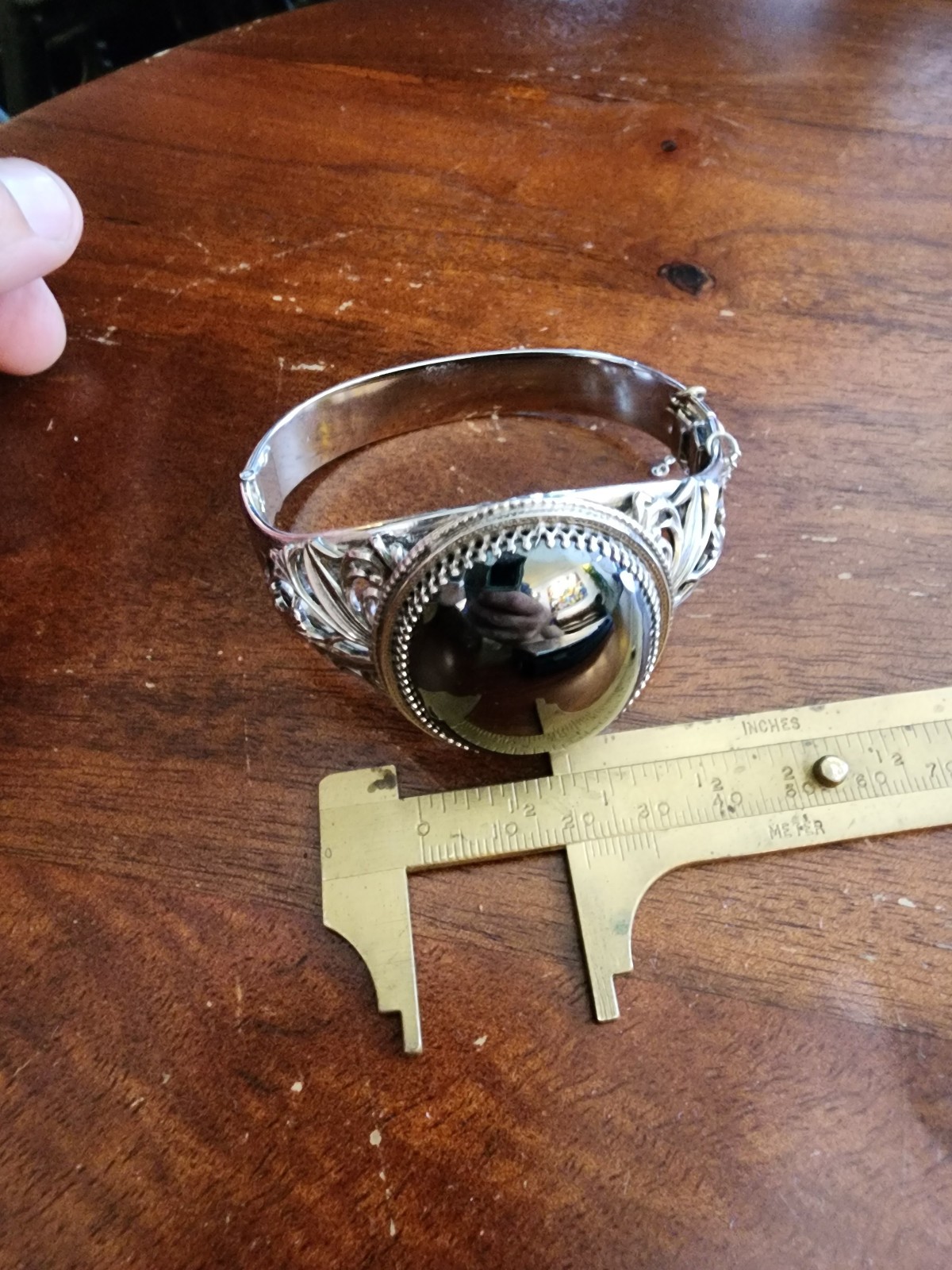 Vintage Whiting & Davis rhodium plated Silver Tone Hematite Hinged Cuff Bracelet