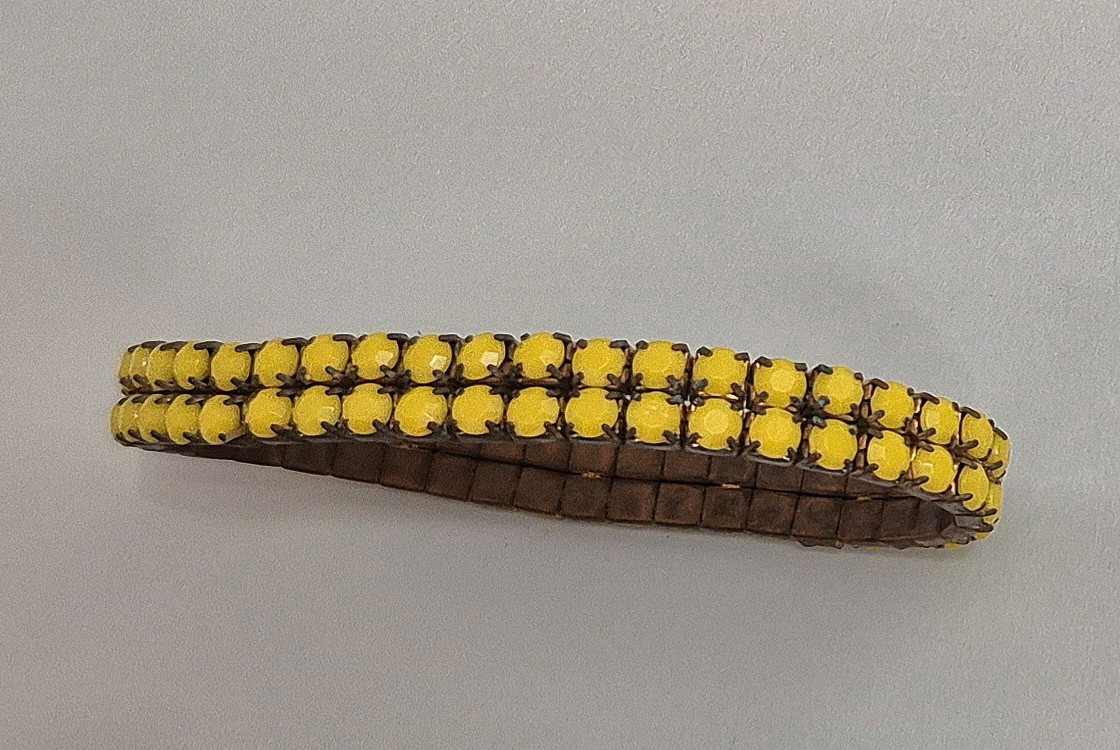 Yellow Beaded Stretchy Stackable Bangle Bracelet w/ Metal Setting No Clasp
