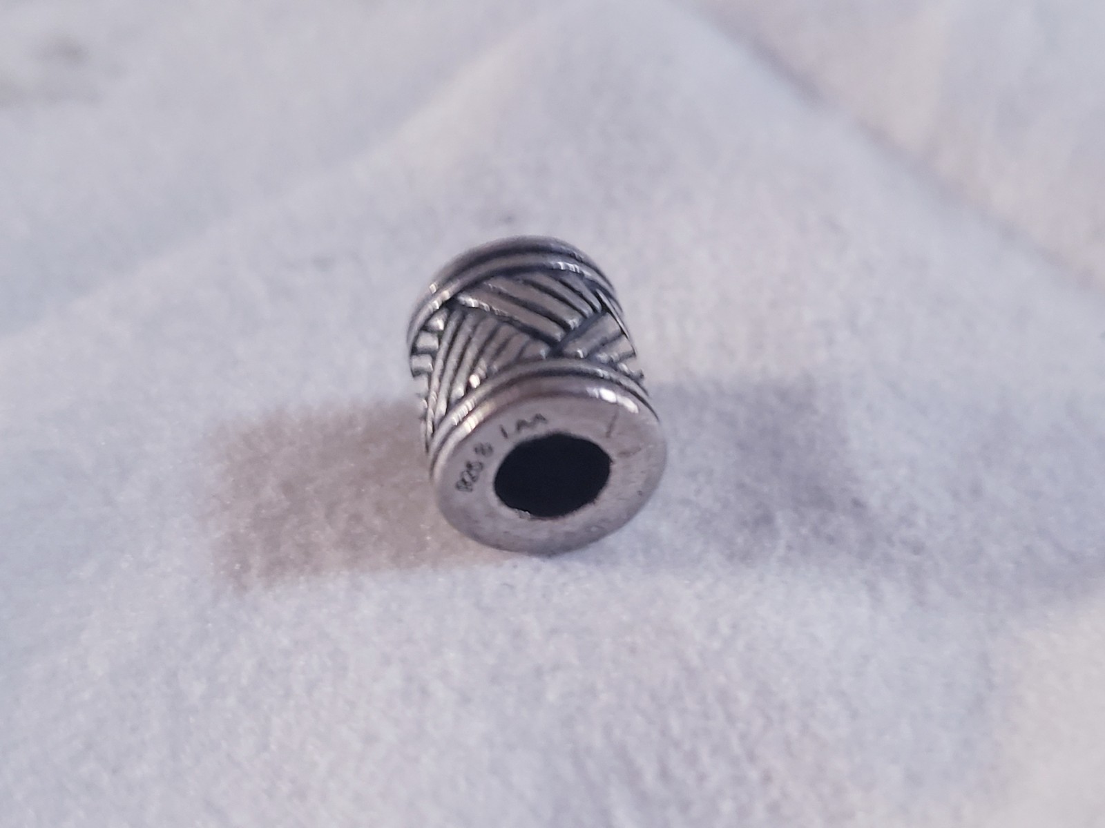 Gently Pre-owned Trollbeads World Tour South Africa Drum Beat .925 SterSilv Bead