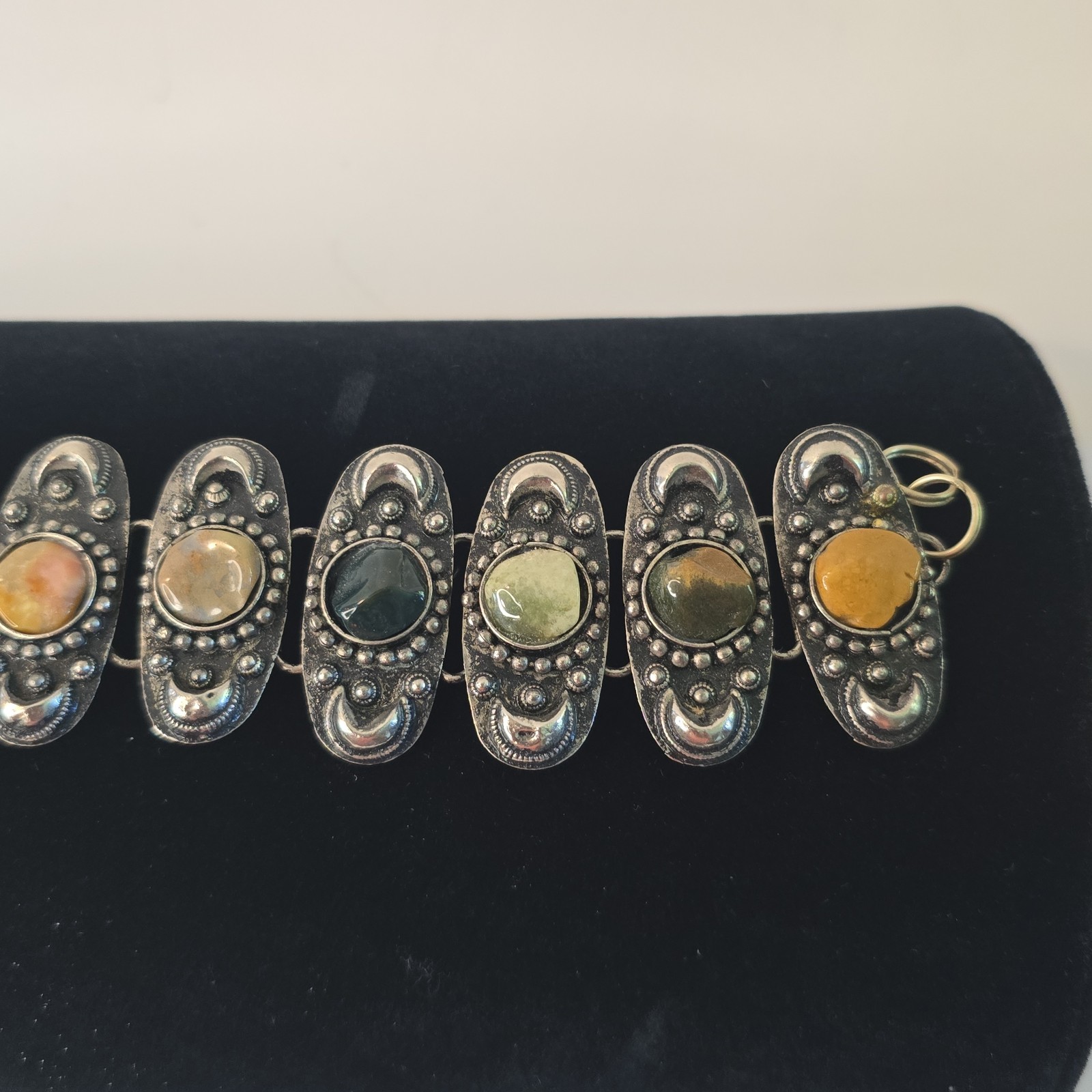 VTG Tribal Celestial Cabochon Link Bracelet Silvertone Gemstone NO Clasp Moon