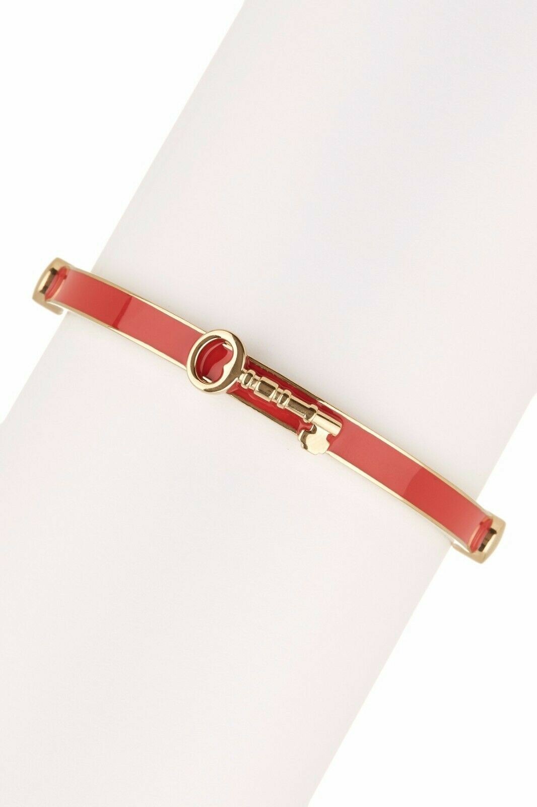 FOSSIL MIXED MEDIA GOLD ENAMEL,TAN LEATHER CORD,KEY CHARM BANGLE