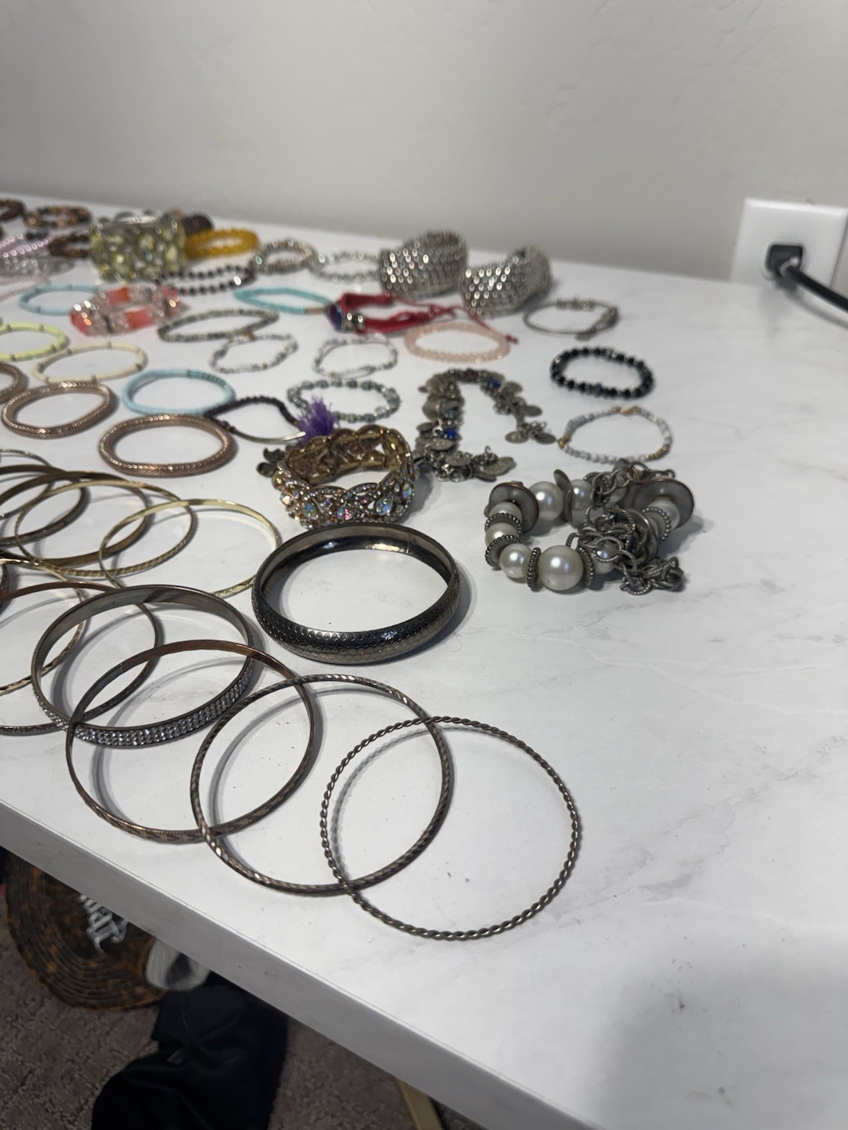 110+ Mixed Lot Fashion Bracelets & Bangles Multicolor Metal Plastic Unisex Adult