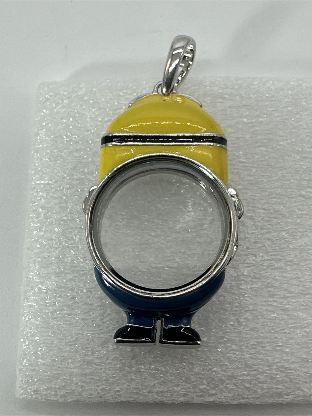 Origami Owl Despicable Me 1.5” Minion Locket For Necklace DM3 LK1032 No Charms
