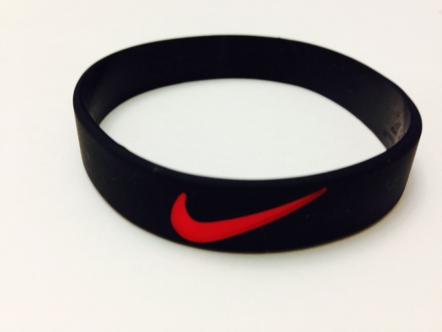 Nike Sports baller silicone wristband. blk/red logo