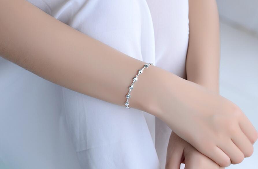 Women‘s Silver SP Love Heart Chain Cuff Charm Bracelet B02
