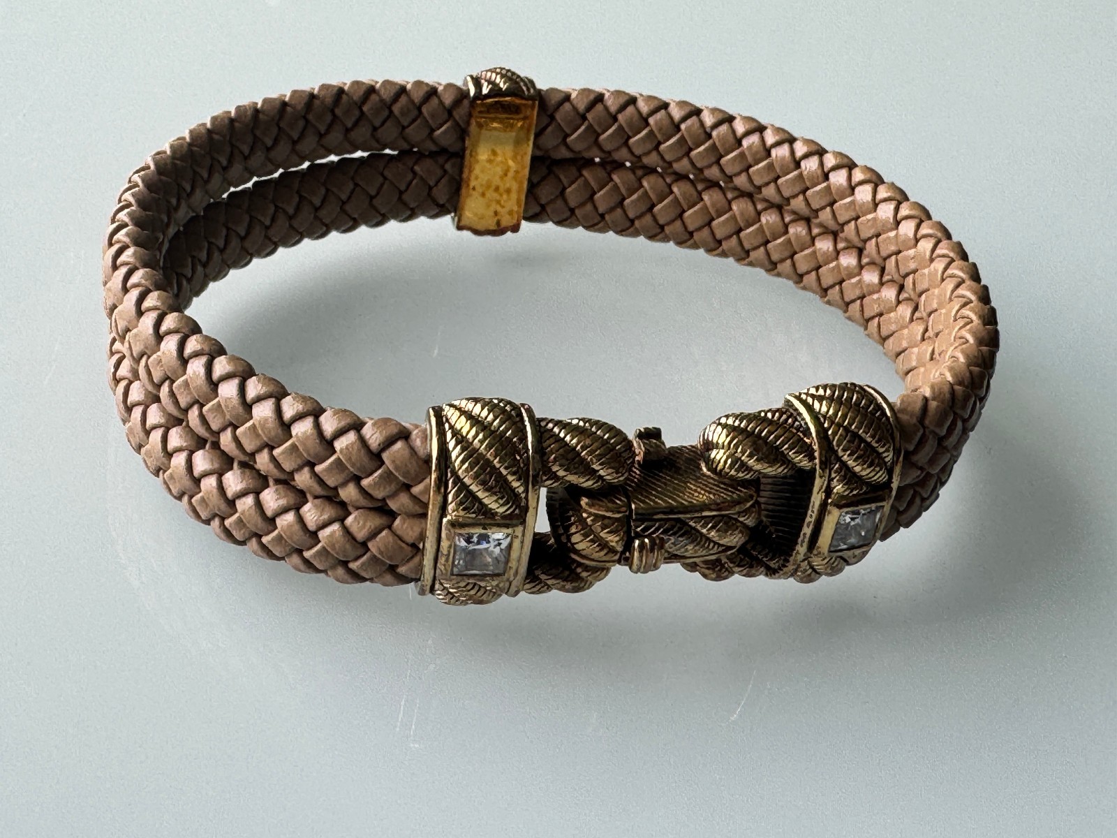 Judith Ripka 925 Sterling Silver & Tan Leather Push-Lock Latch 7″ Bracelet