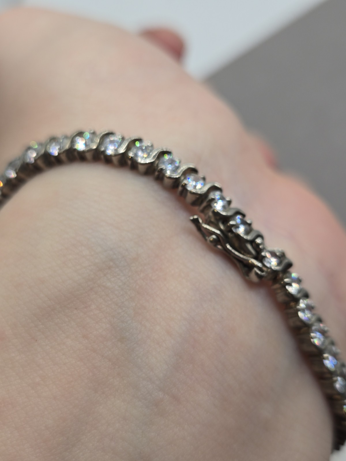 Sterling Silver 925 Cubic Zirconia Tennis Bracelet 8″ 12.77g Figure 8 box clasp