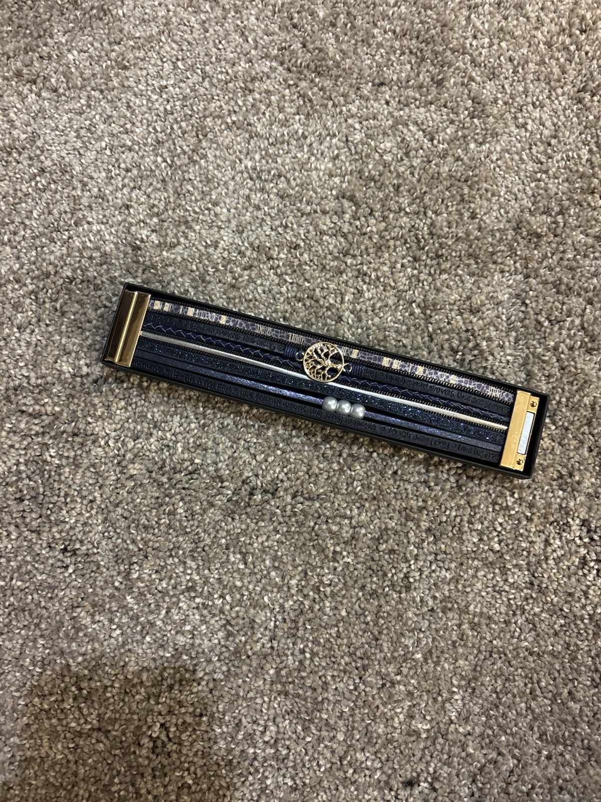 Stacked Bracelet In Blue And Gold Clip Magnet