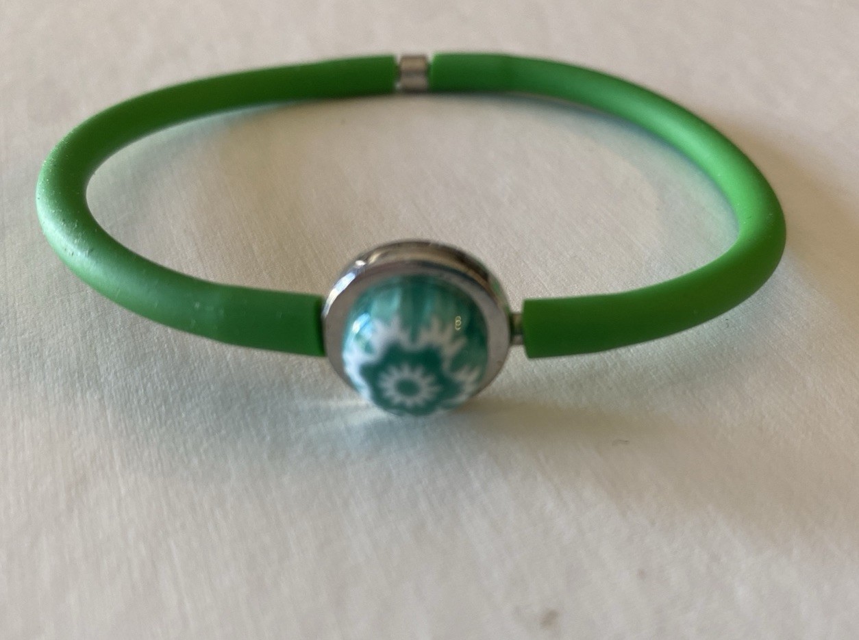 Made In Italy Murano Glass Bead Bracelet Aqua Stone Green Silicone Band Fashion