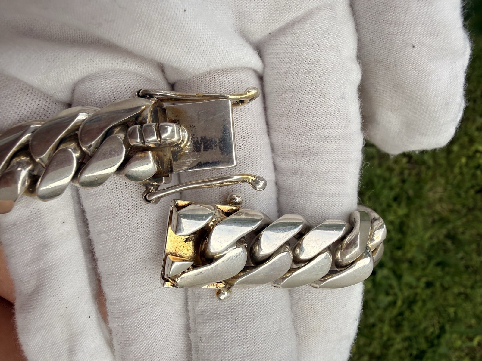 925 Sterling Silver Cuban Link Bracelet 8” 13.2 mm 90.51g Heavy Box Clasp Italy
