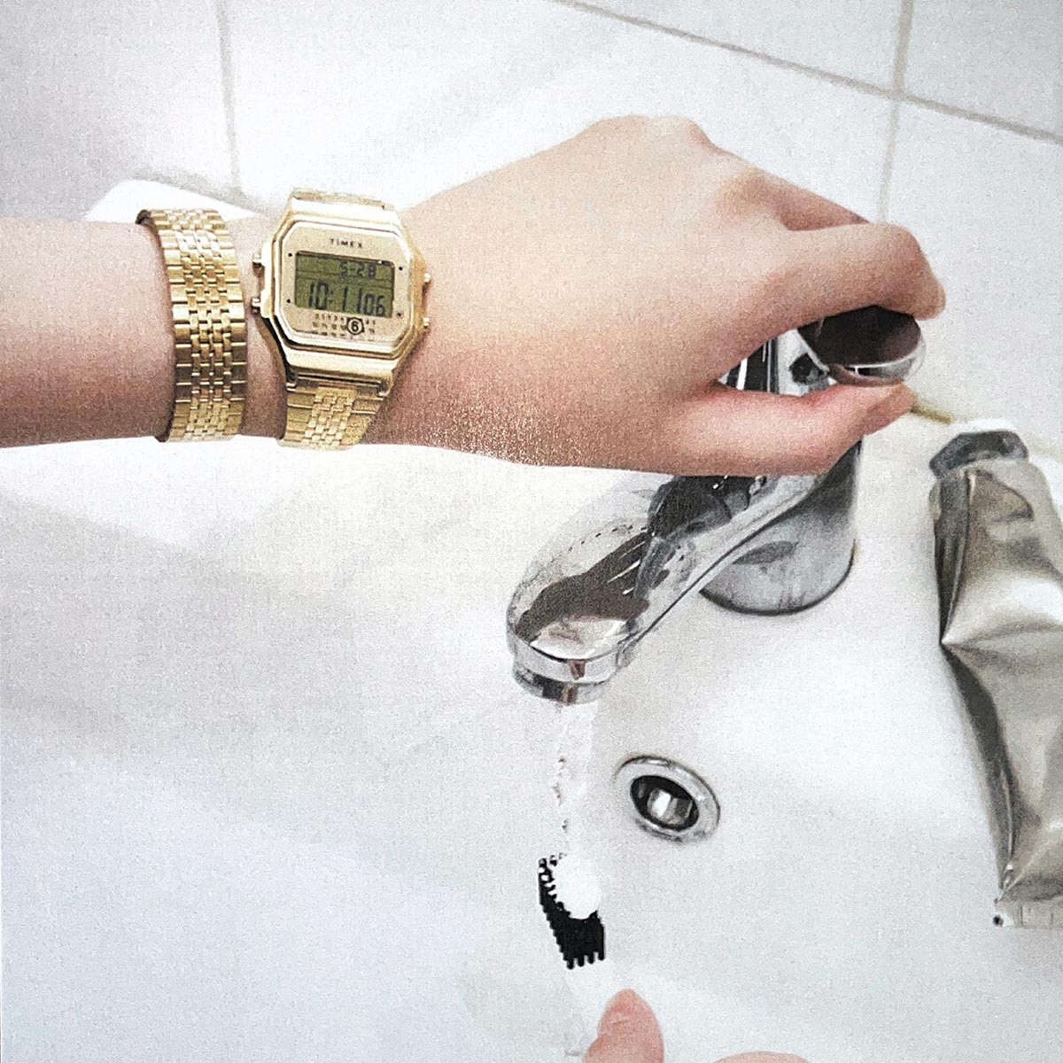 Timex x MM6 Maison Margiela Limited Edition Gold Watch & Bracelet Set TWG067500