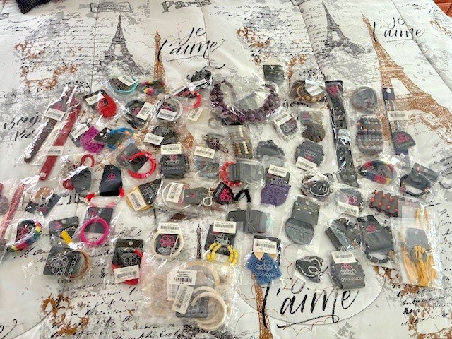 Paparazzi/LOT 60+ NEW Urban, Wood, Fabric, Plastic, Fringe, Faux Leather JEWELRY