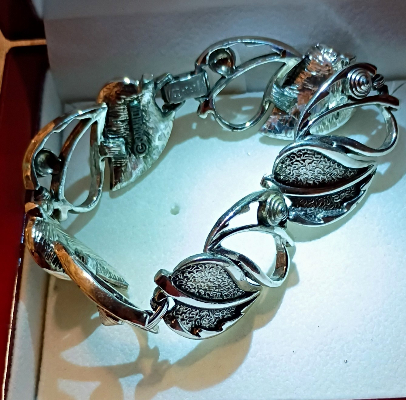 Sarah Coventry Silver Tone Leaf Link Chain Bracelet, Signed, Box Closure