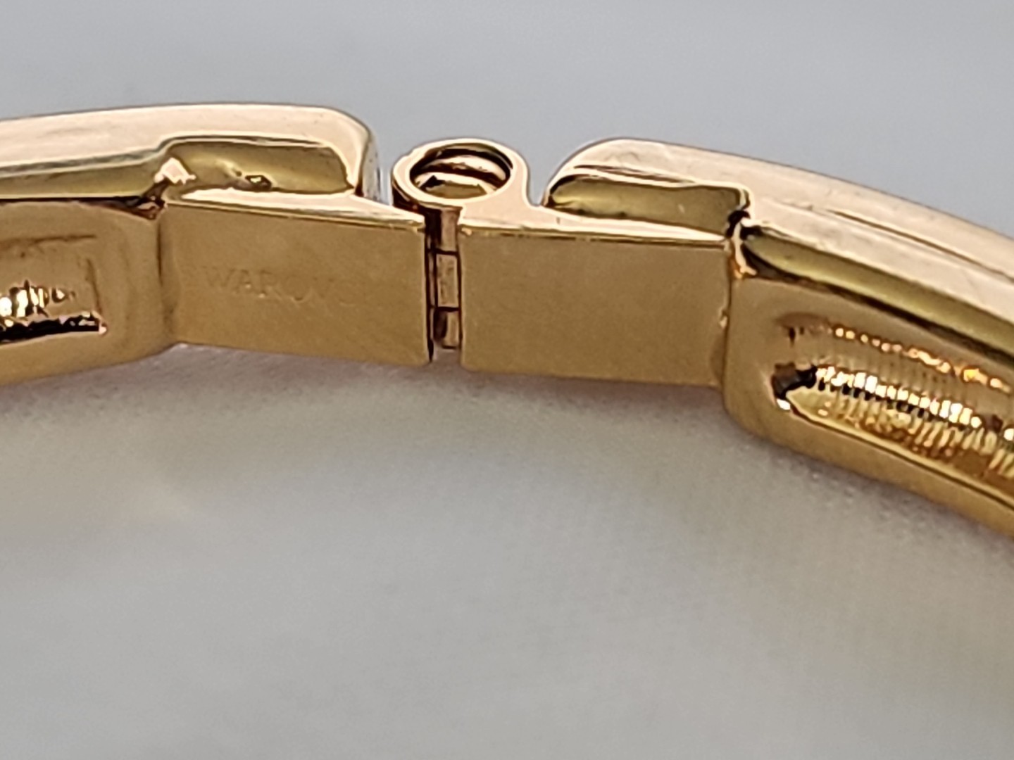 Swarovski Gold Tone Crystal Bangle Bracelet Stackable Push Lock Round Clear
