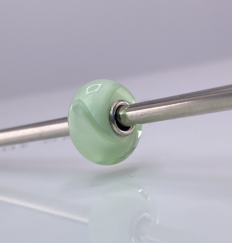 Trollbeads Limited Edition Light Green Armadillo
