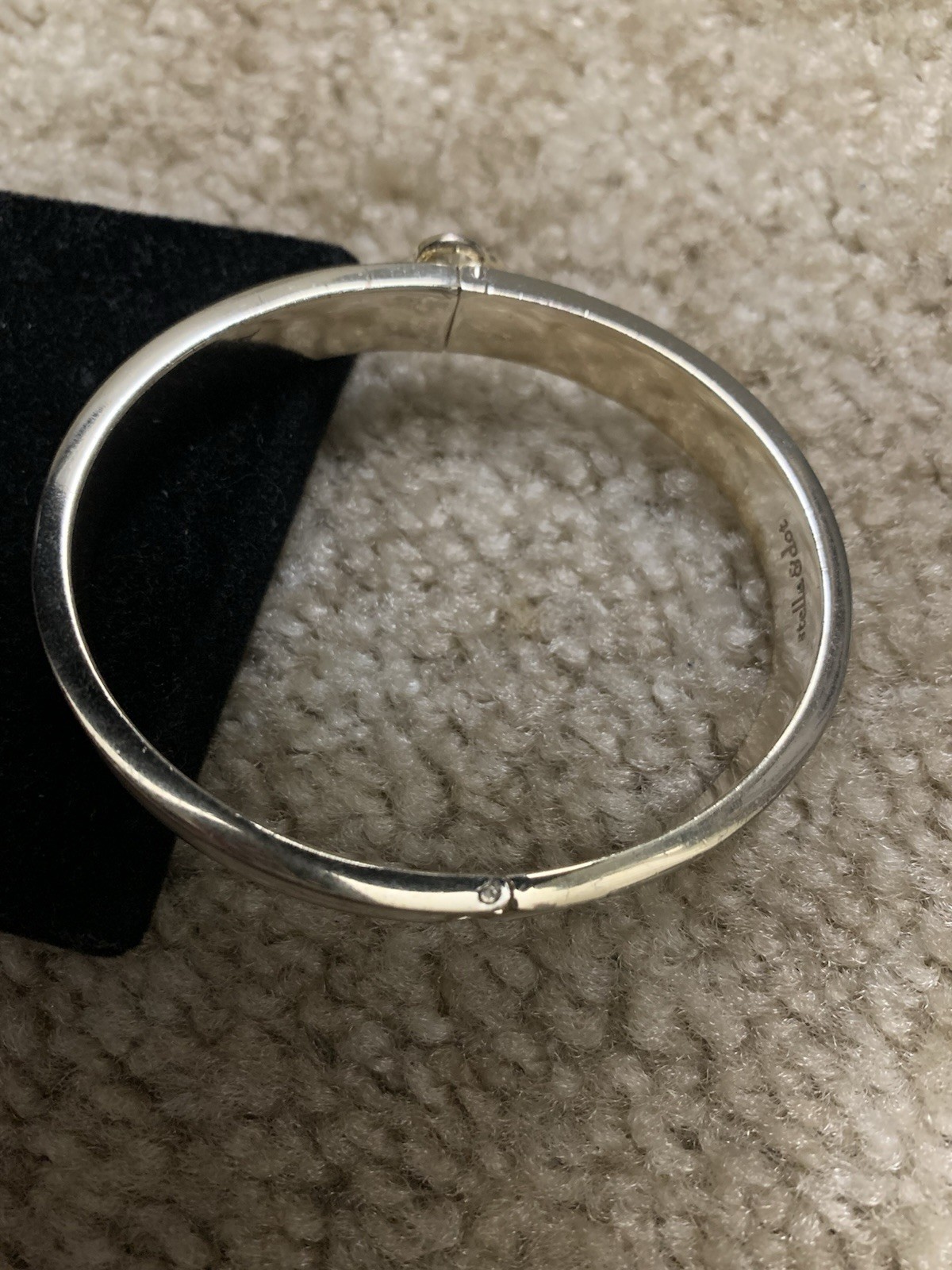 Stella & Dot White Push Lock Bracelet