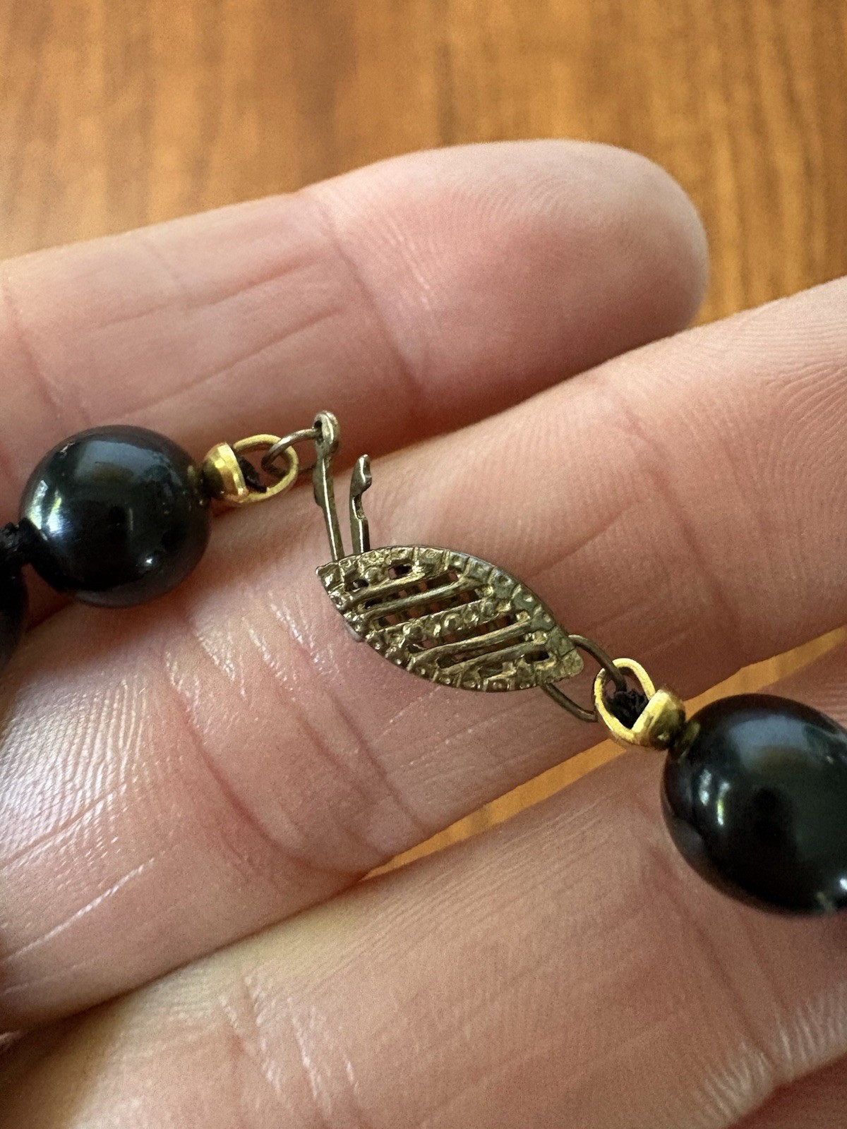 Lot of 2 bracelets- 1 Black & 1 White Beaded Bracelet Dangle Lobster Clasp 8 in