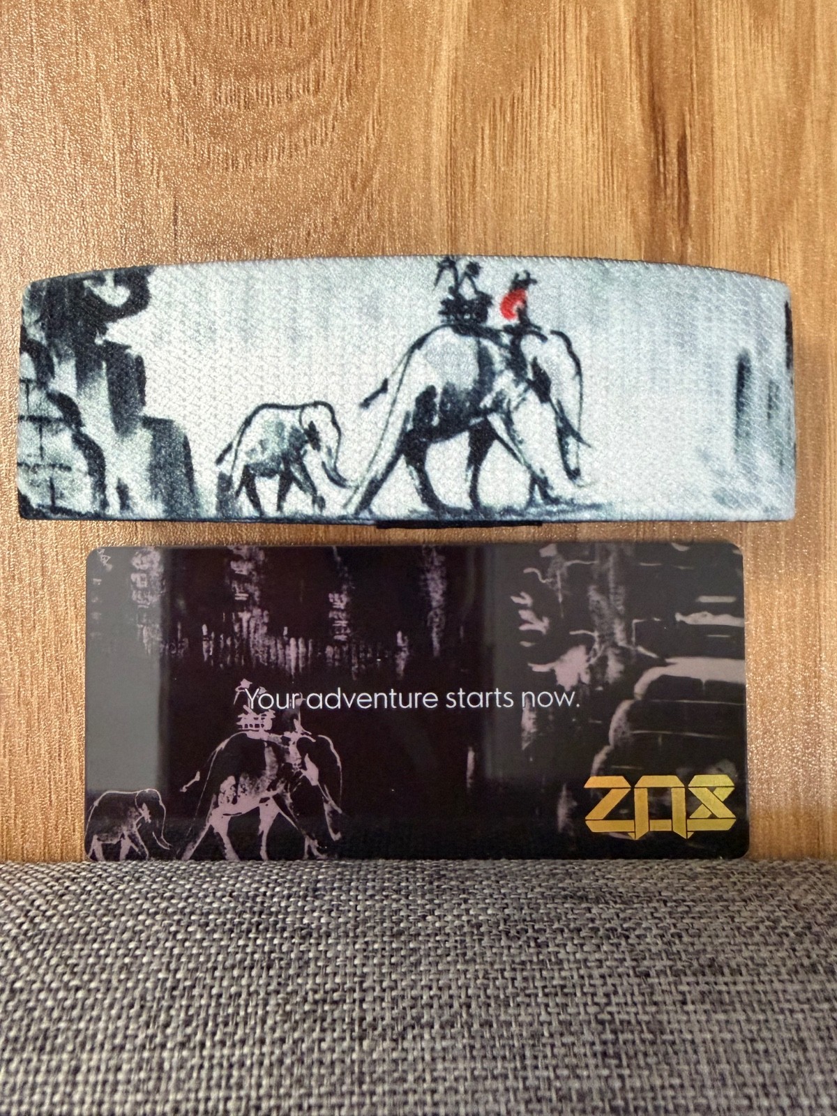 “ZOX EXPLORE THE UNKNOWN #1048” MEDIUM NIP $6 SHIPPING FOR UP TO 8 ZOX’S