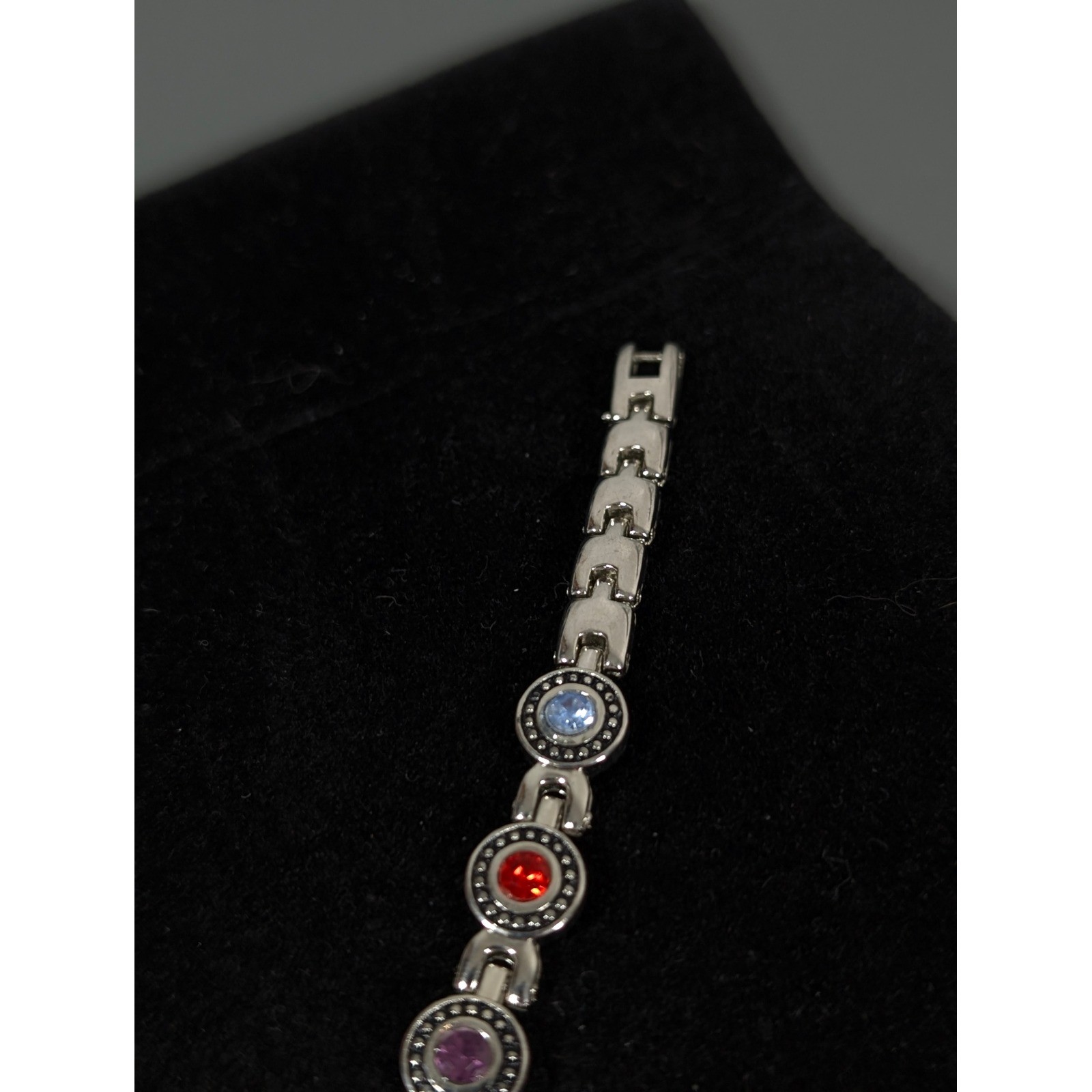 Multicolor Rhinestone Tennis Bracelet Silver Tone Red Blue Purple 7.75″