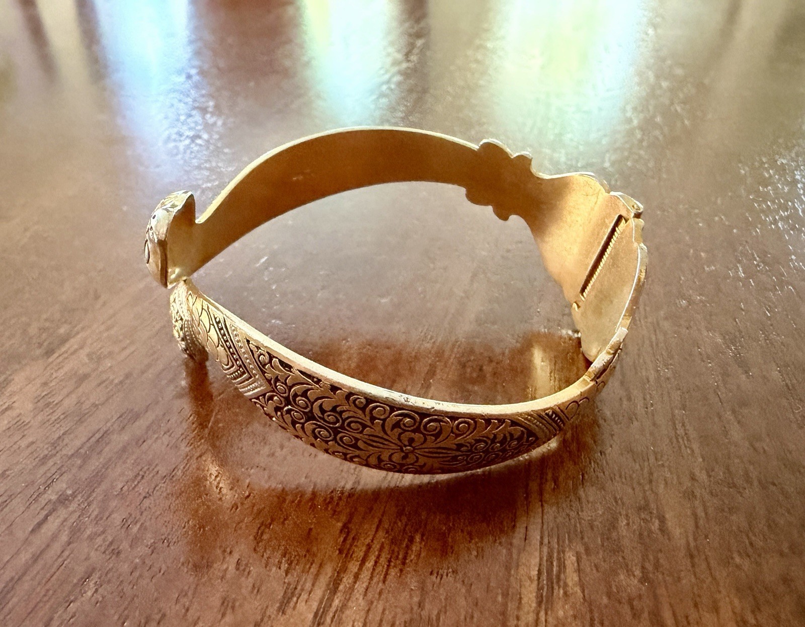 Vintage Signed Damascene Snake Clamper Cuff Bracelet Metal Animal Theme