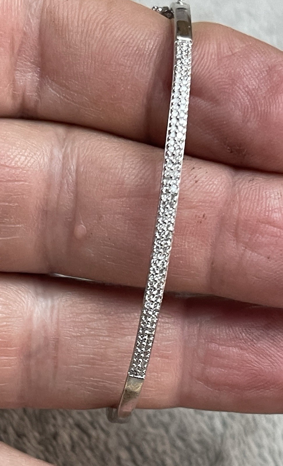 Sterling Silver Hinged Oval Bangle Bracelet W/Cubic Zirconias 6.5” Inch