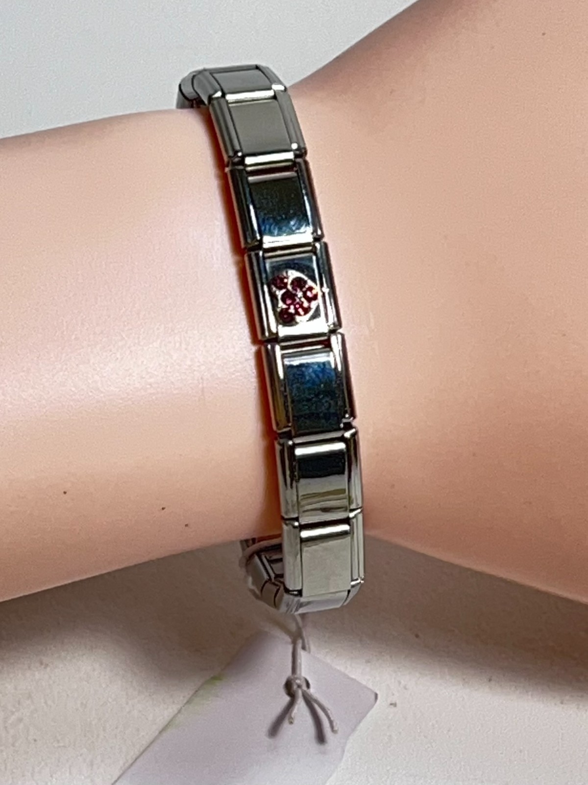 Vintage Stretch Charm Bracelet Stainless Steel 7.5”L with 7 Charms Link New Gift
