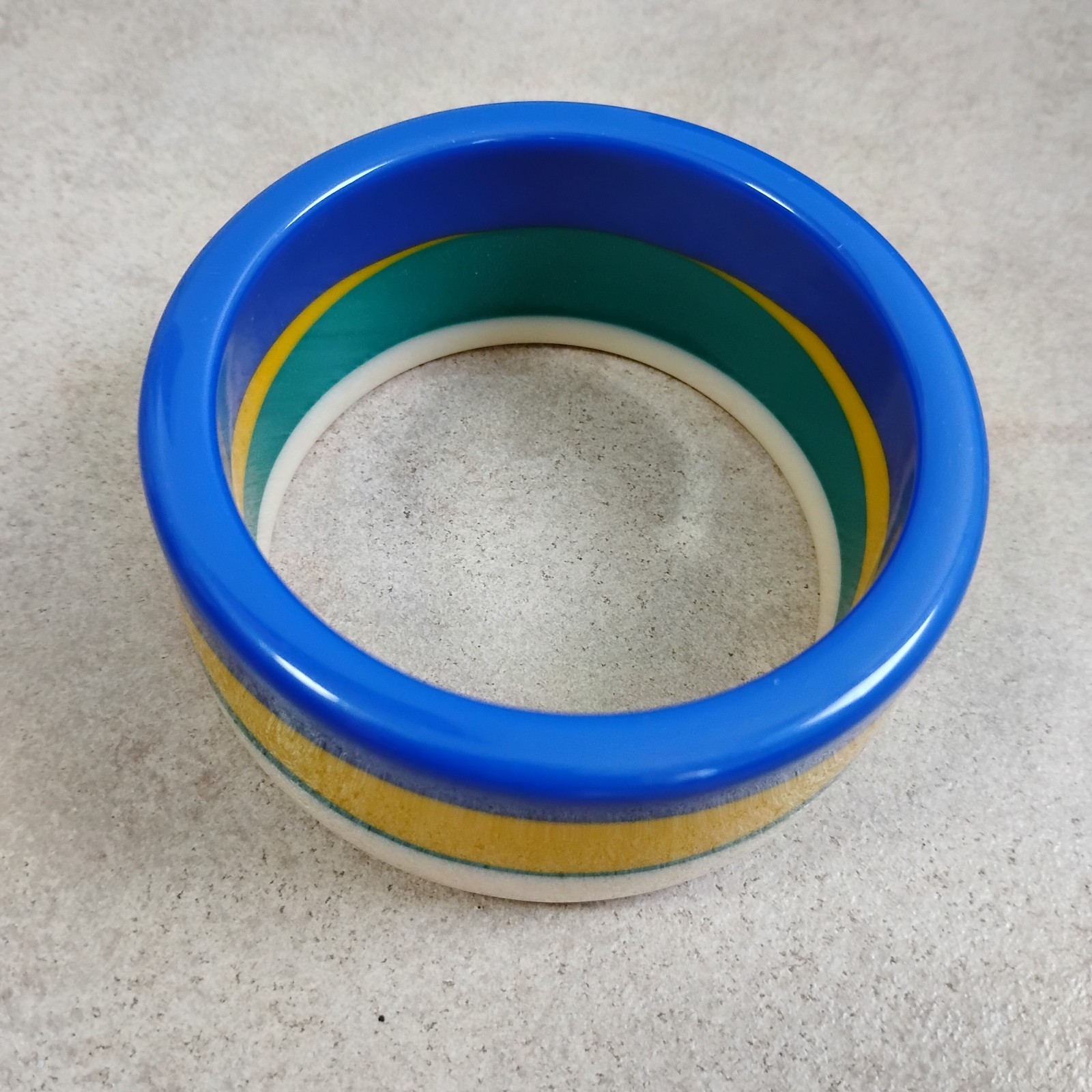 Multicolor Layered NEW Resin Plastic Chunky Bangle Bracelet Sz 8