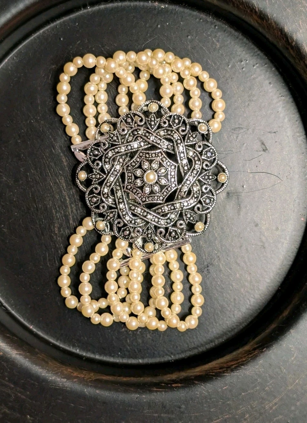 Vintage Multi-Strand Ivory Simulated Pearl Beaded Bracelet Silver Tone Box Clasp