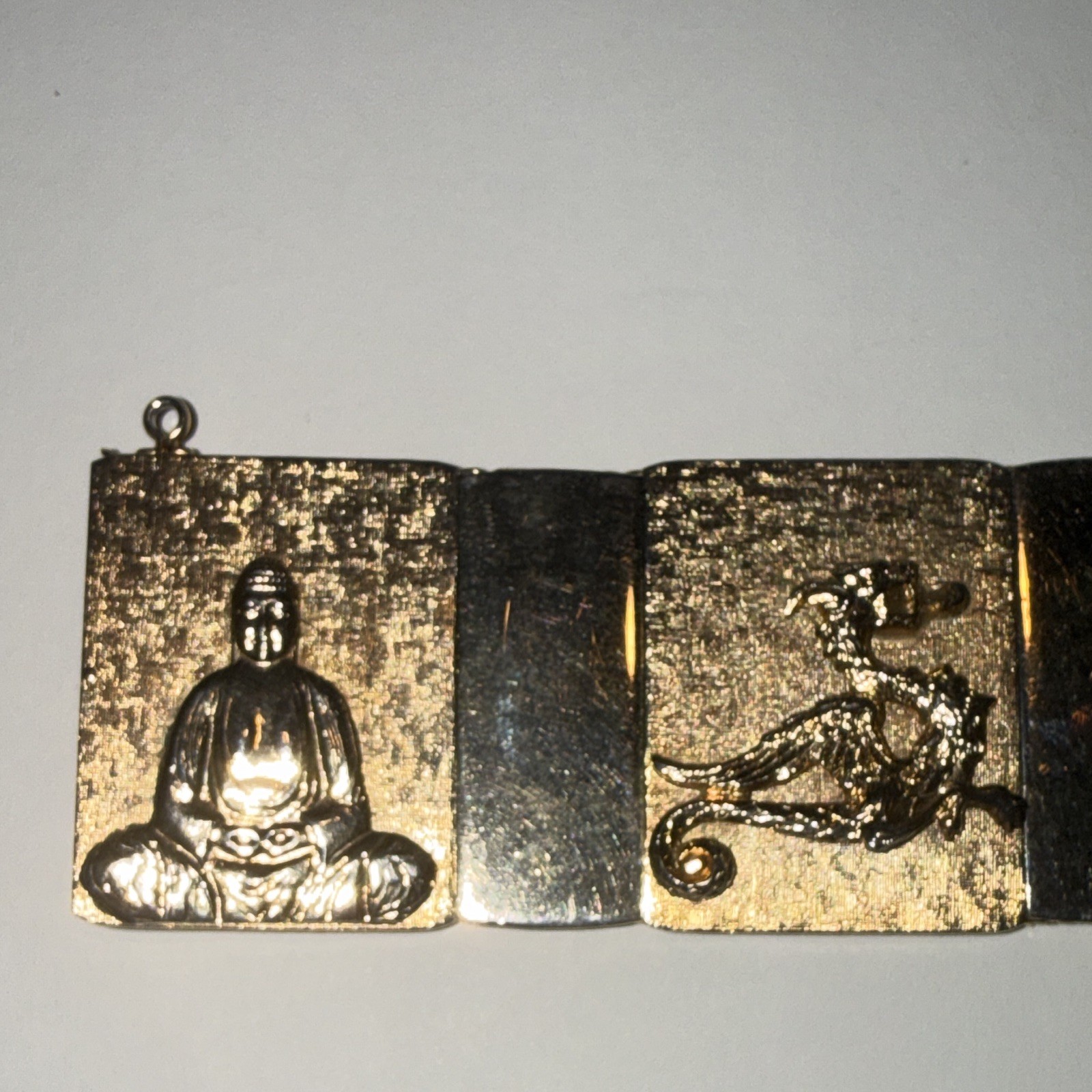 VINTAGE GOLD TONE BUDDHA DRAGON PANEL LINK BRACELET WITH SAFETY CHAIN