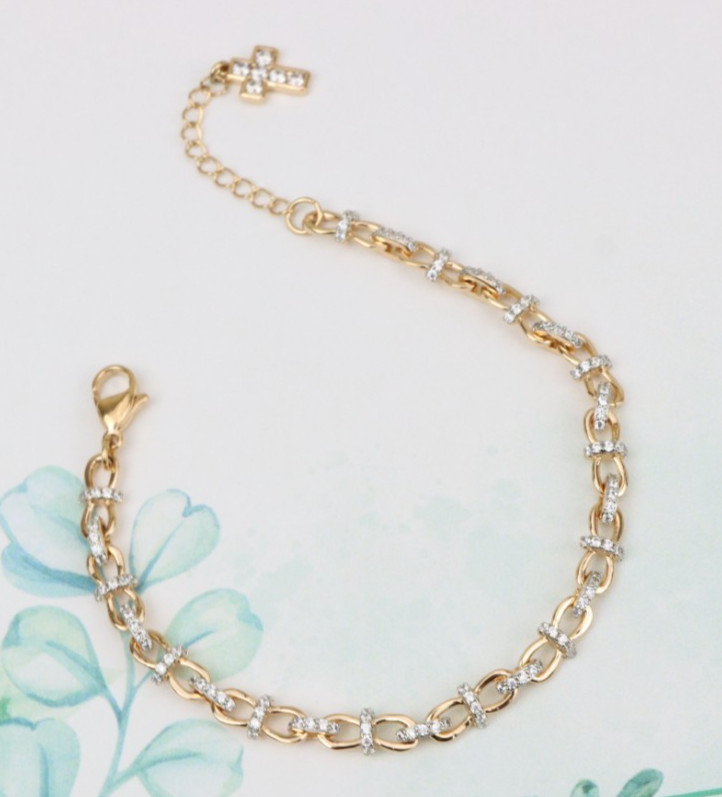Elegant Rose Gold Bracelet with Sparkling Link Detailing, XPBL0839