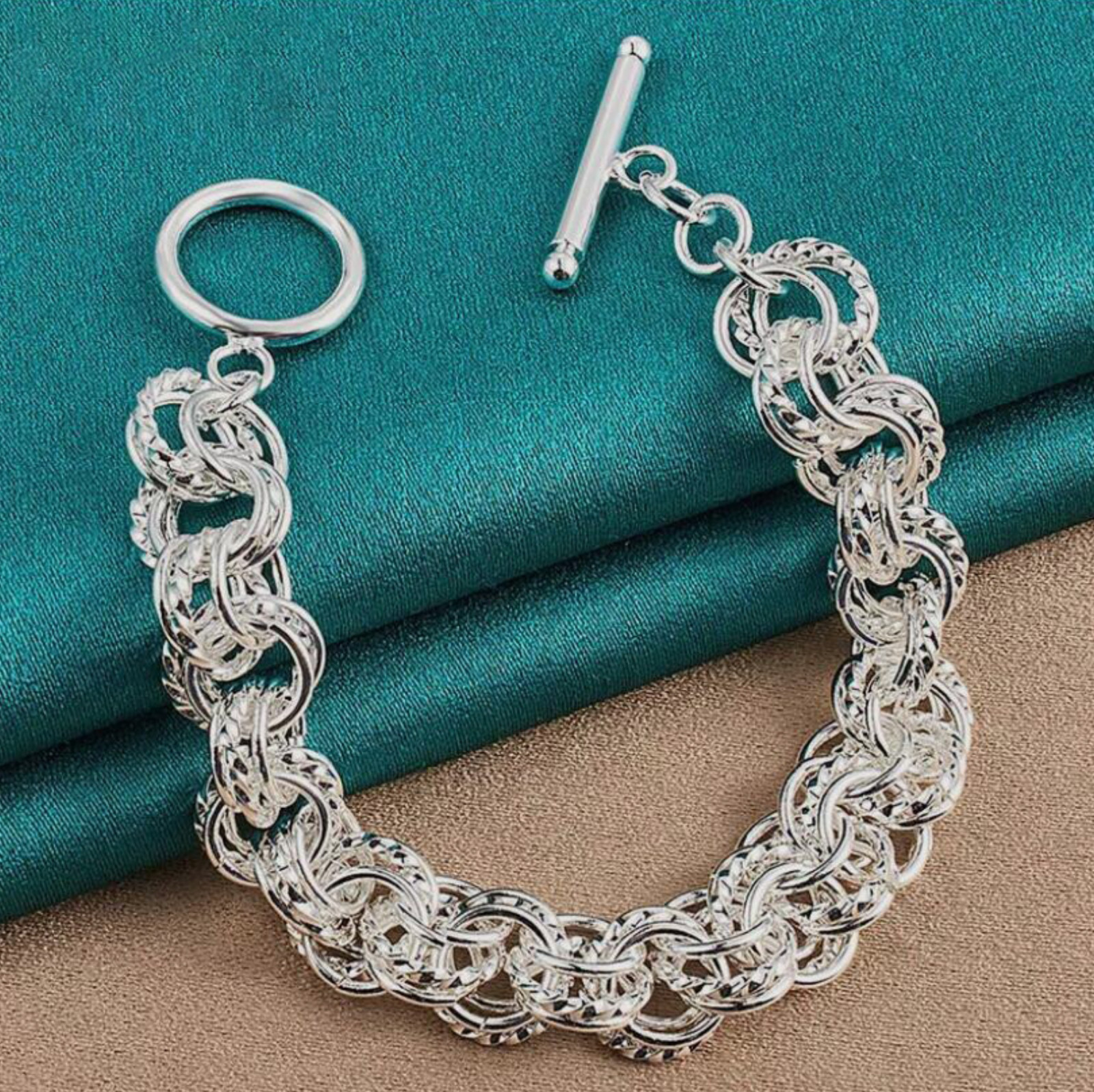 Bracelet 8 in 925 Sterling Silver Charm Round Link Chain Interlocking Many Rings