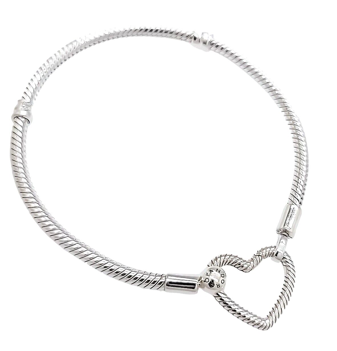NEW 100% Authentic PANDORA Moments Heart Closure Snake Chain Bracelet 599539C00